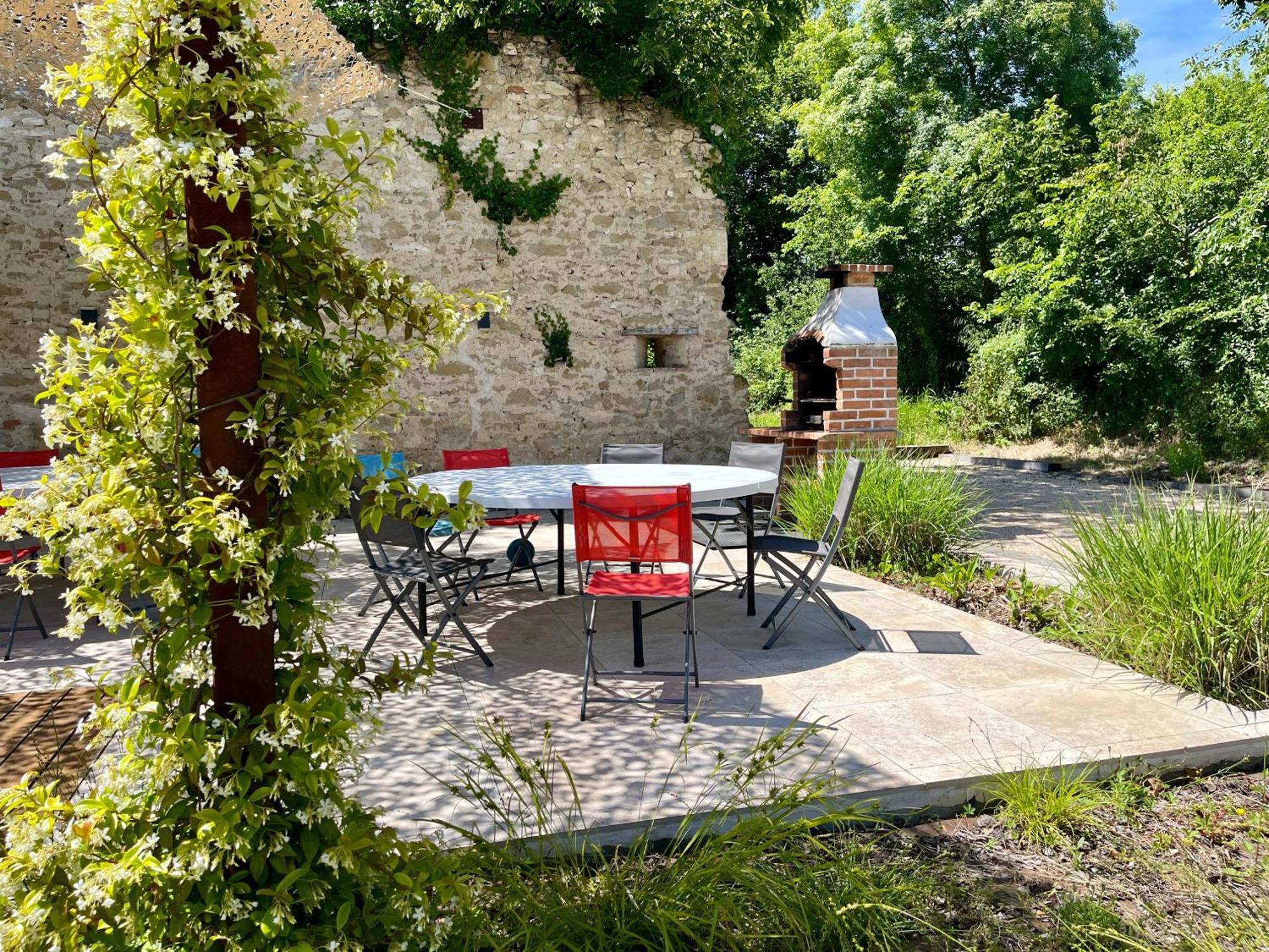 Gite Campagne Famille 15 Pers Piscine Chauffee Jeux Enfants Petanque Saint-Sauvy 外观 照片