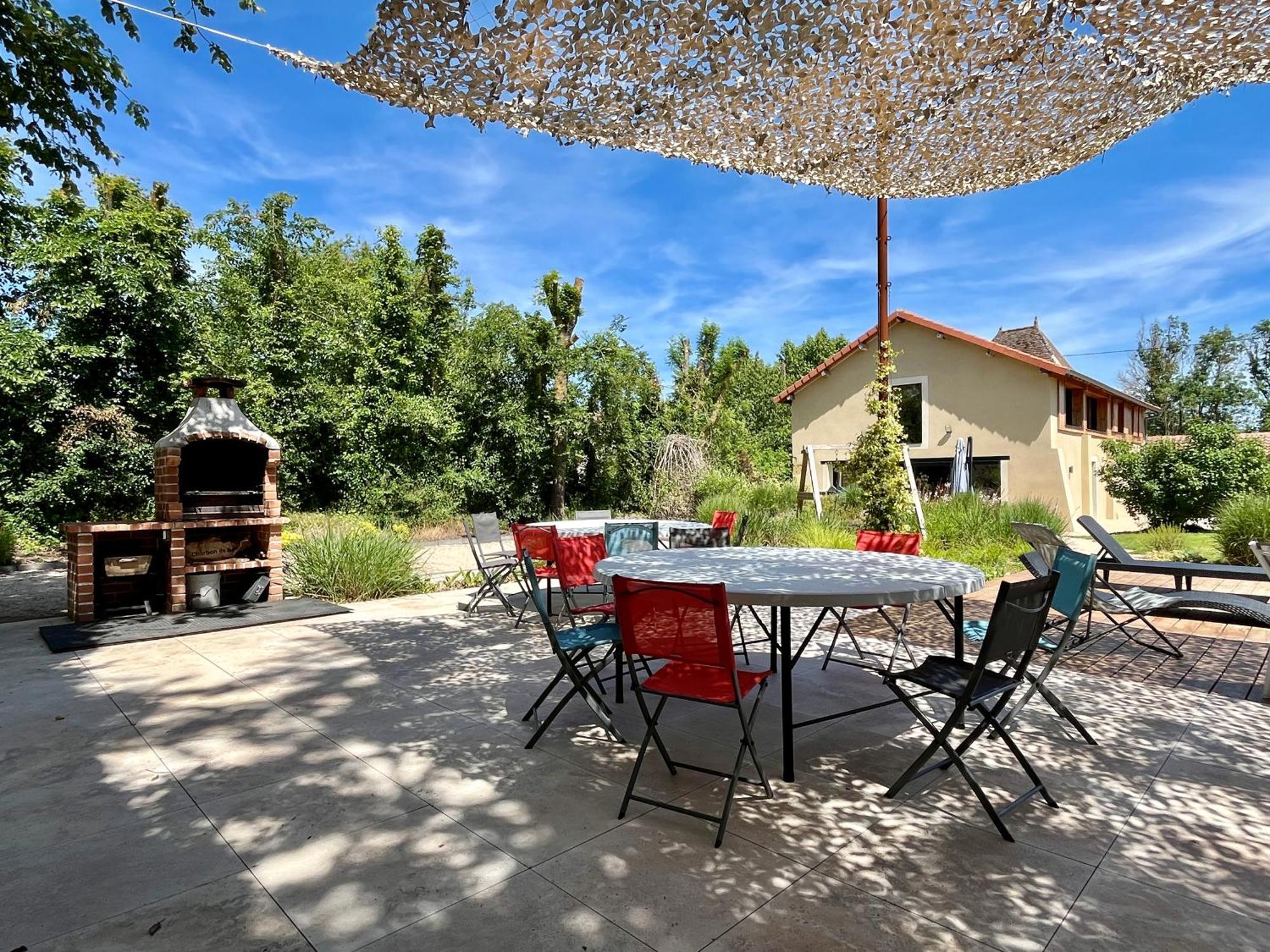 Gite Campagne Famille 15 Pers Piscine Chauffee Jeux Enfants Petanque Saint-Sauvy 外观 照片