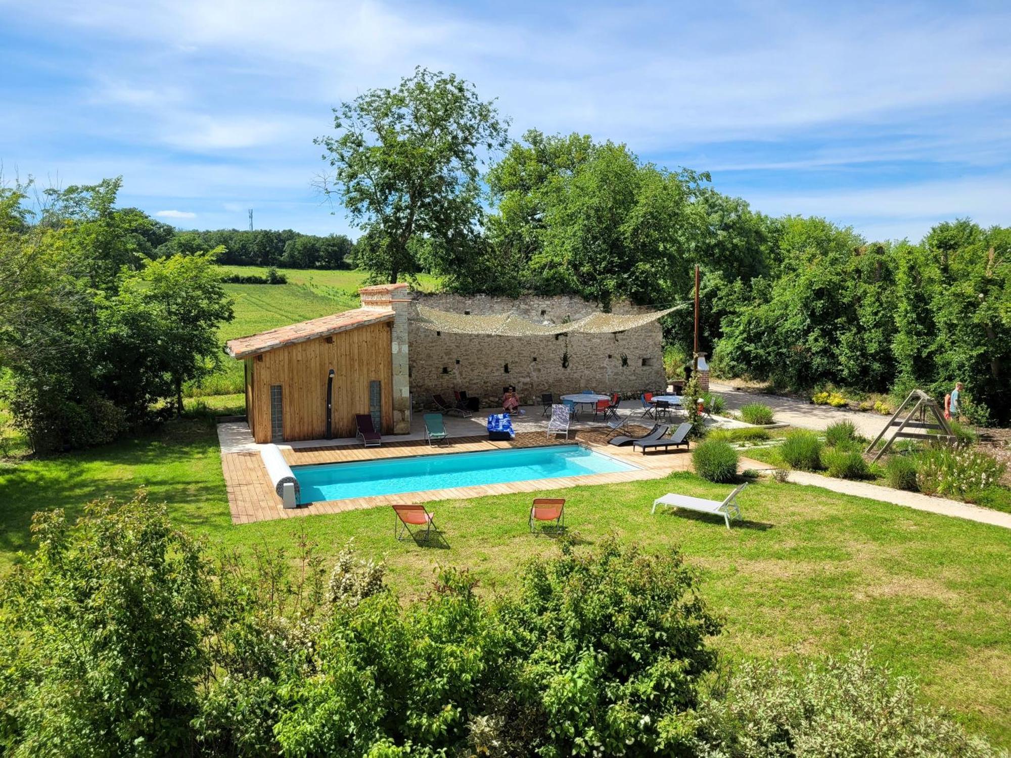 Gite Campagne Famille 15 Pers Piscine Chauffee Jeux Enfants Petanque Saint-Sauvy 外观 照片