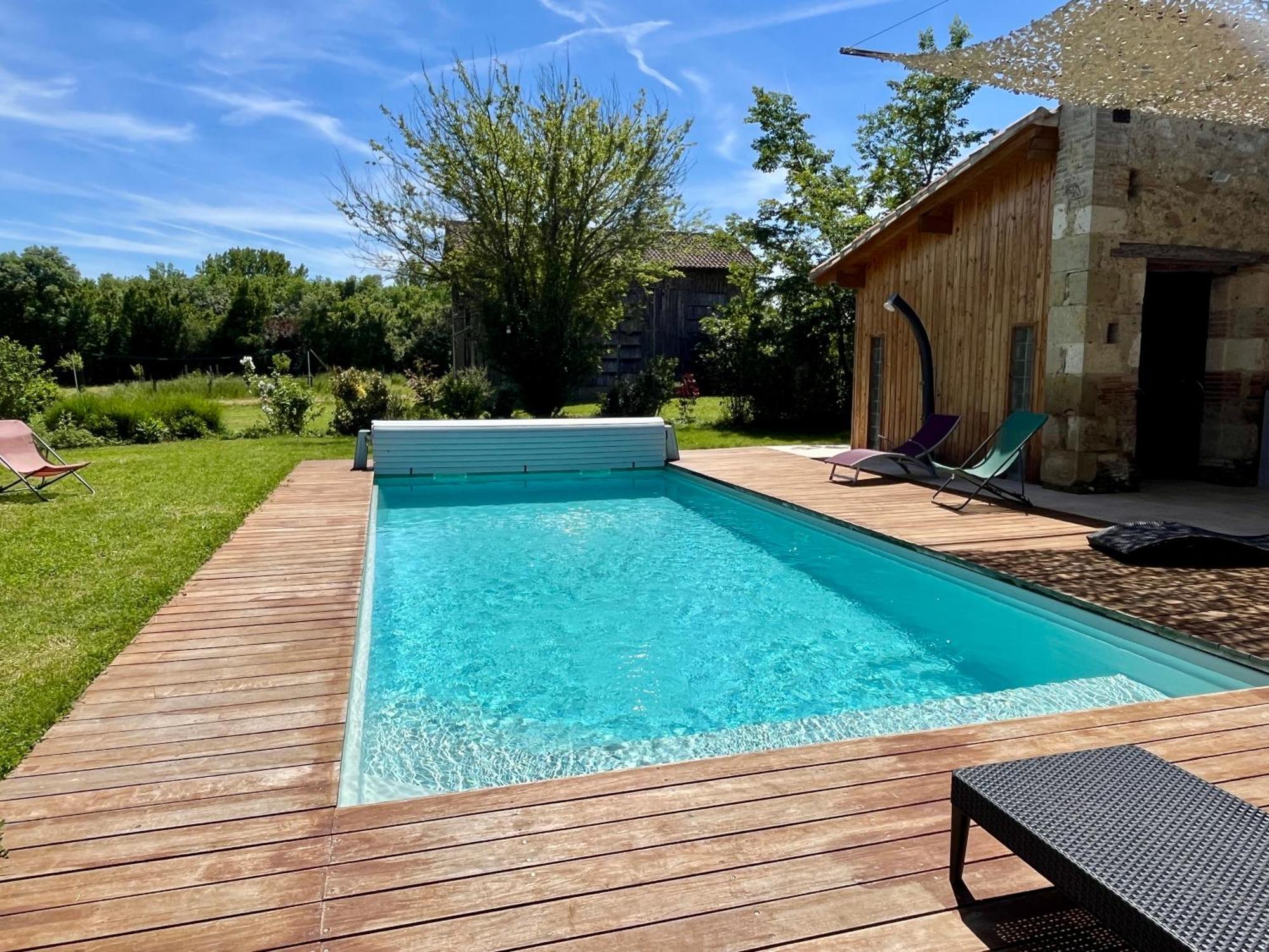 Gite Campagne Famille 15 Pers Piscine Chauffee Jeux Enfants Petanque Saint-Sauvy 外观 照片
