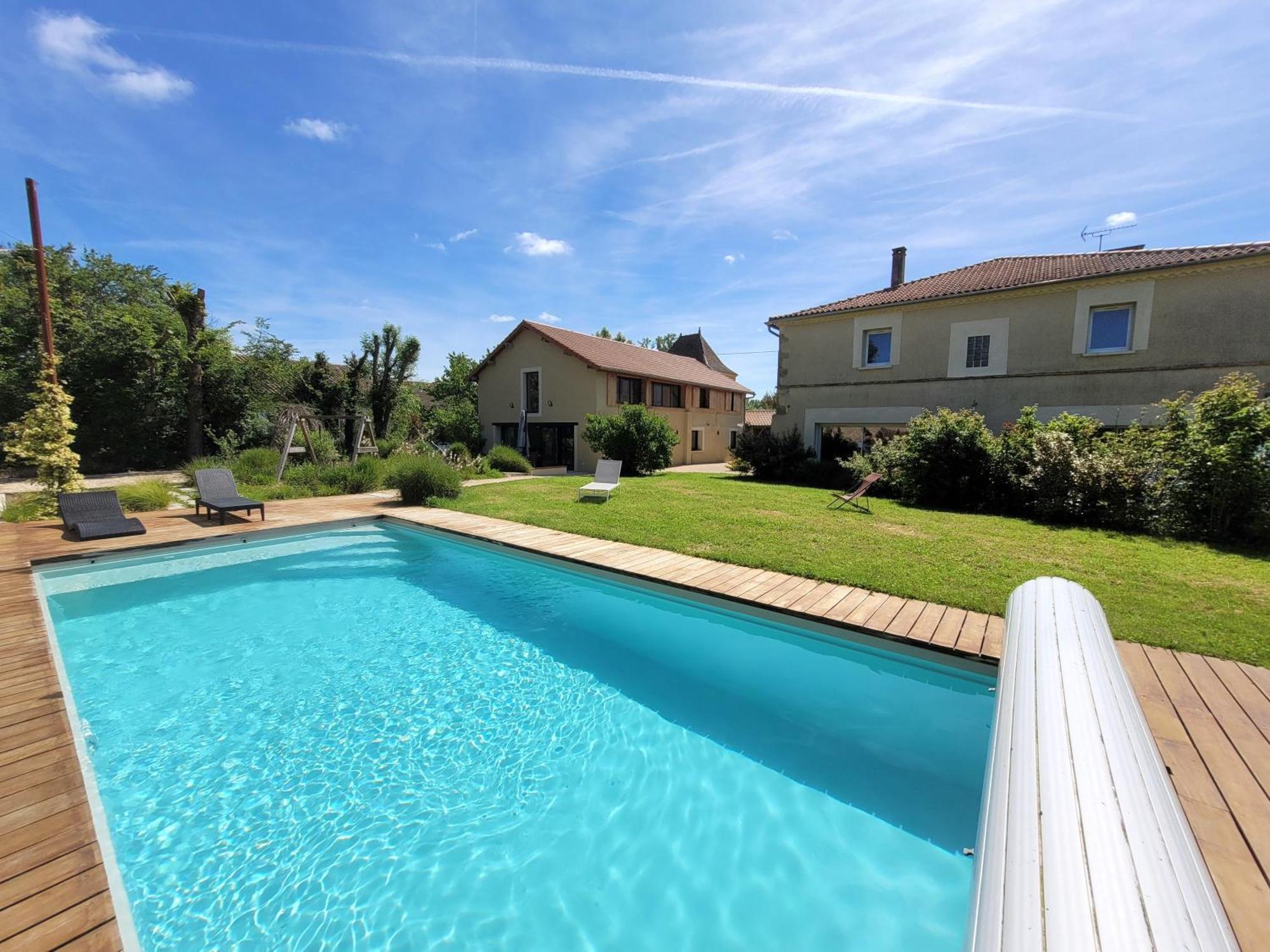 Gite Campagne Famille 15 Pers Piscine Chauffee Jeux Enfants Petanque Saint-Sauvy 外观 照片